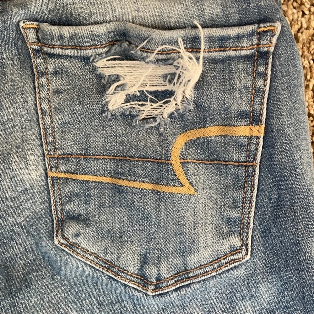 American Eagle Patched Jeans Size 0 - Picture 11 of 11
